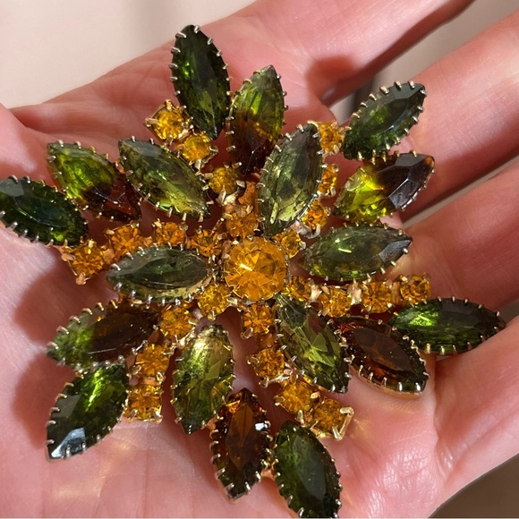 Vintage Antique Retro Juliana Oversized Crystal Amber Avocado Green Gold Brooch - Picture 5 of 12